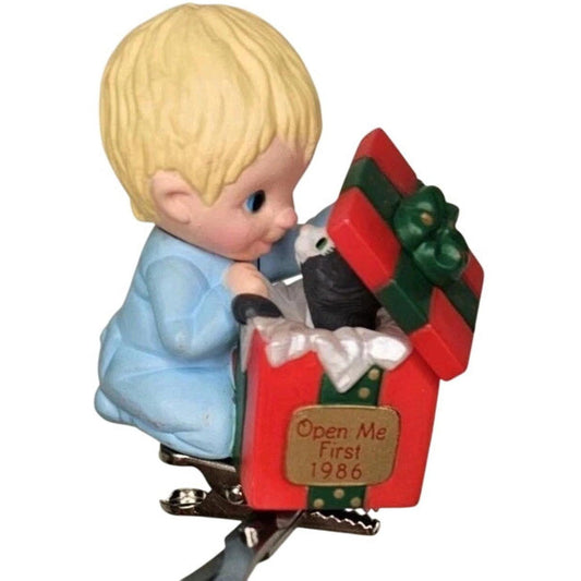 1986 Open Me First (Kitten)