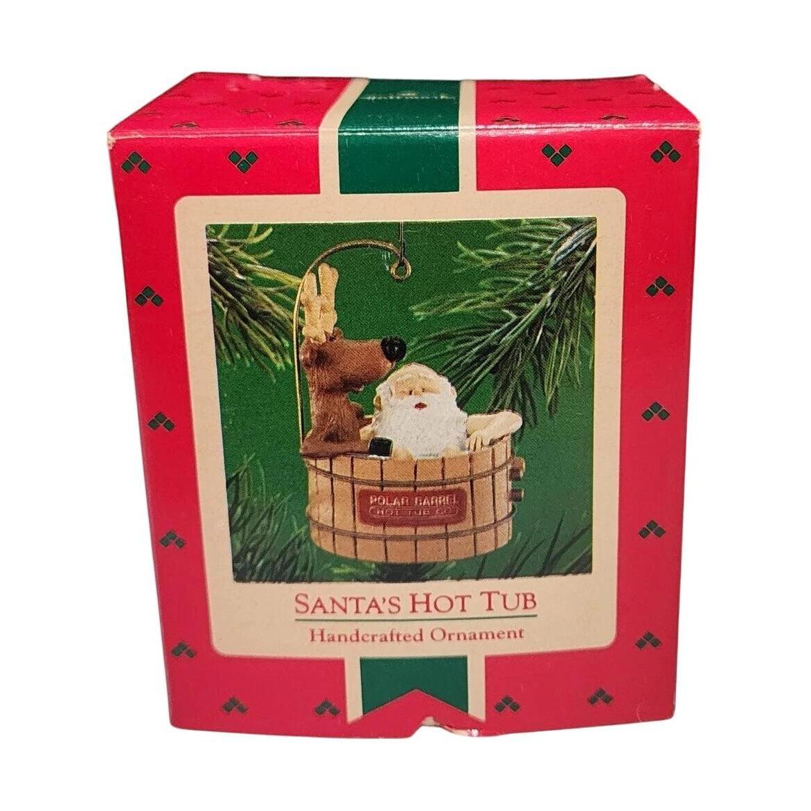 1986 Santa's Hot Tub Hallmark Ornament (Santa's Hot Tub) QX4263 Image2
