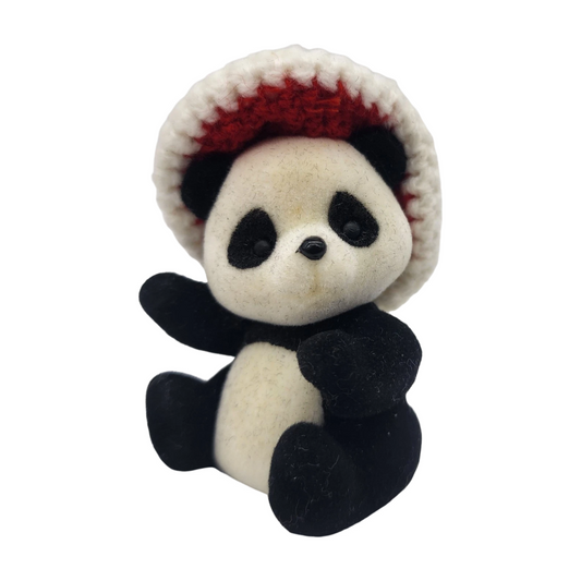 1986 Santa's Panda Pal Hallmark Ornament (Animal) QXO4413 Image1