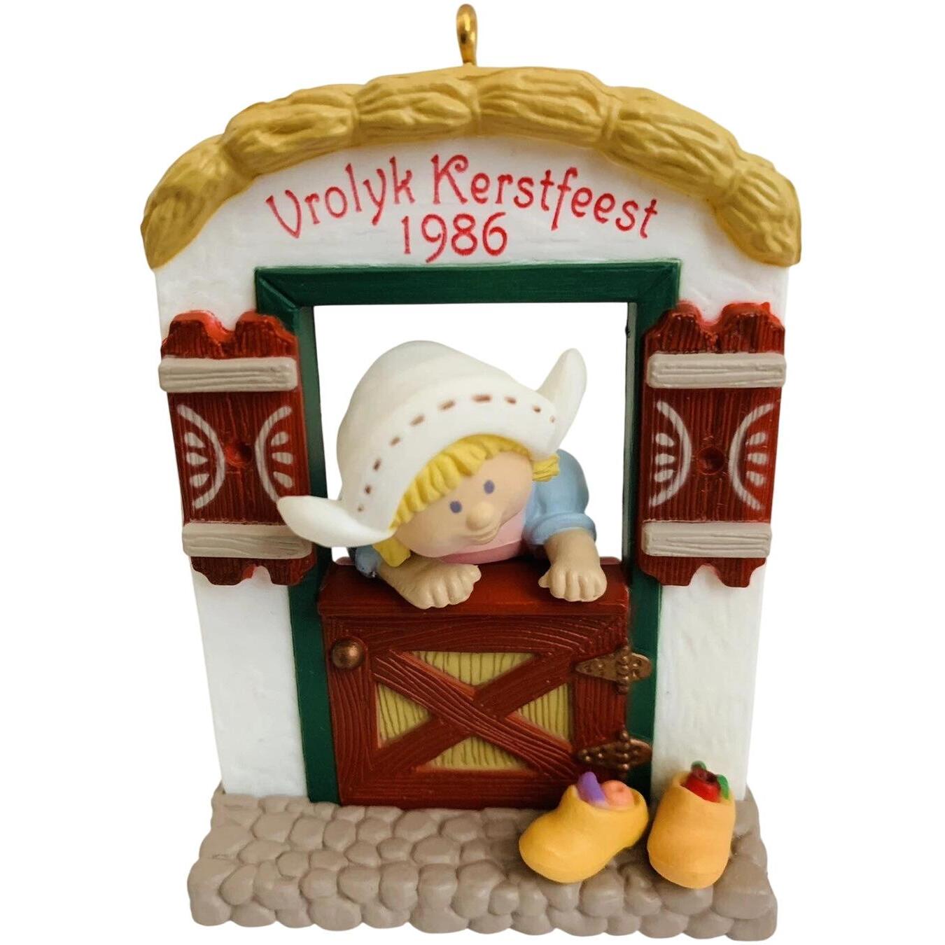 1986 Vrolyk Kerstfeest Hallmark Ornament (Windows of the World) QX4083