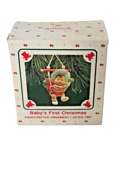 1987 Baby's First Christmas (Baby's First Christmas)