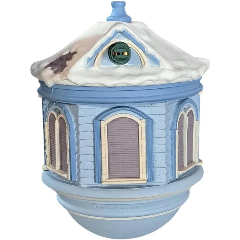 1987 Christmas Morning Baby Hallmark Ornament (Magic Globe) QLX7013