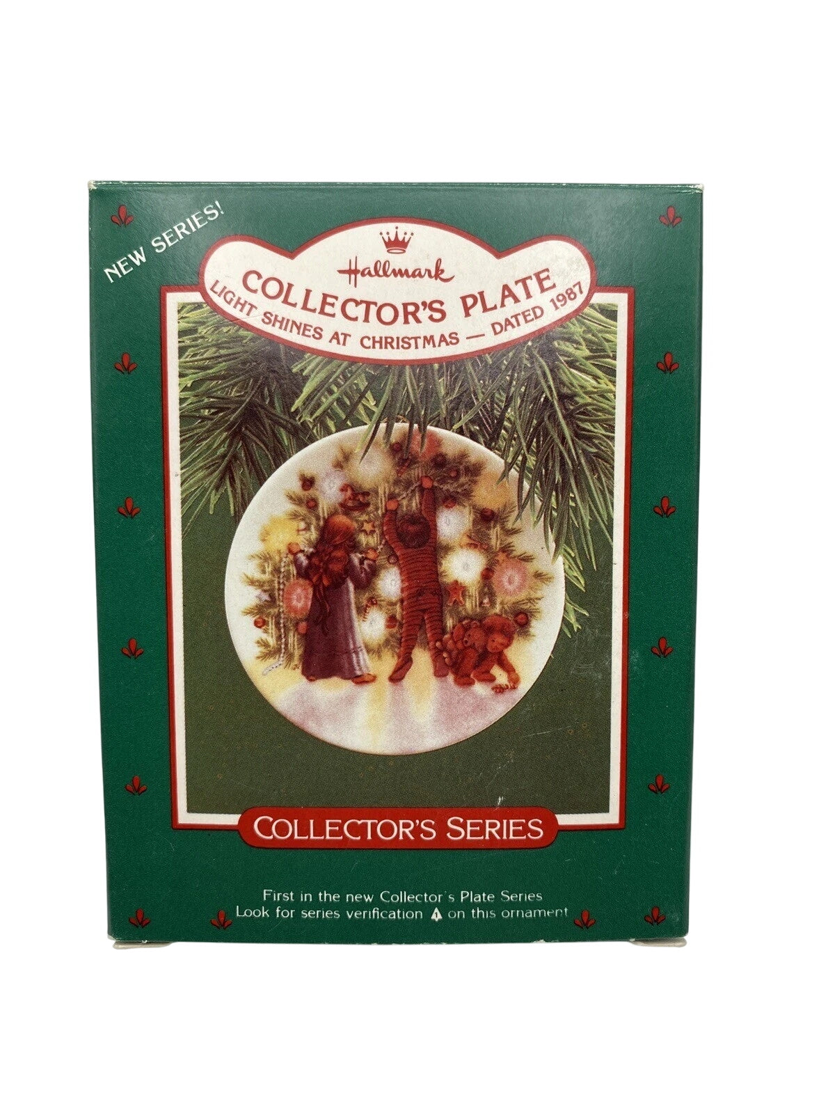 1987 Light Shines at Christmas (Collector's Plate)