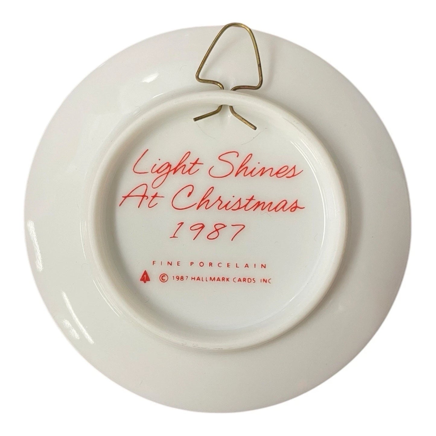 1987 Light Shines at Christmas (Collector's Plate)