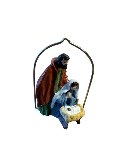 1988 Holy Family Hallmark Ornament (Nativity) QXM5611