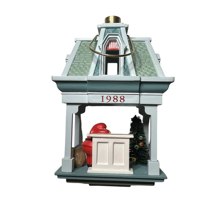 1988 The Night Before Christmas Hallmark Ornament (Christmas Classics) QLX7161