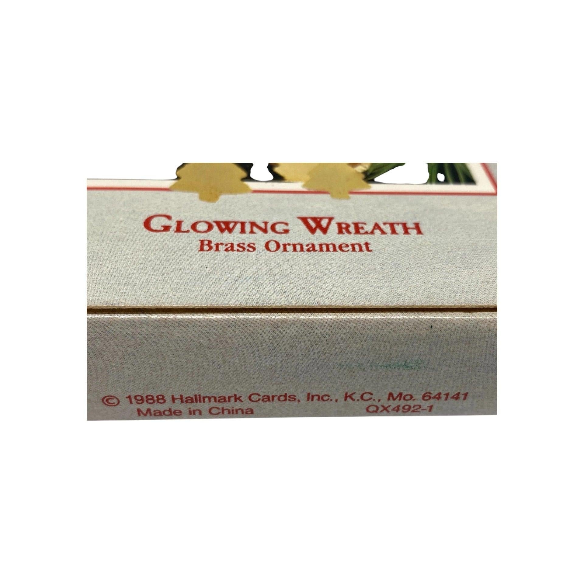 1988 Glowing Wreath (Wreath) Hallmark Ornament QX492-1 Image5