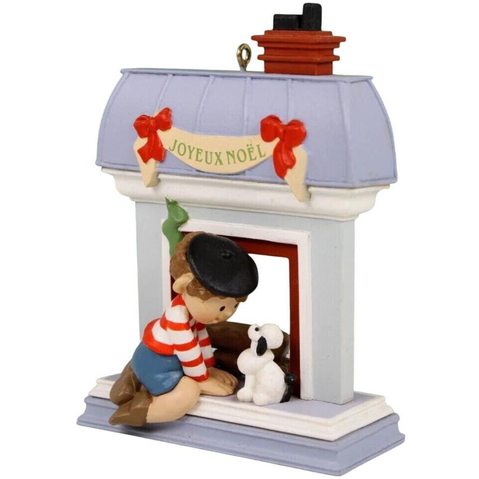 1988 Joyeaux Noel Hallmark Ornament (Windows of the World) QX4021