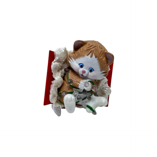 1988 Kitty Capers (Magic) Hallmark Ornament QLX716-4 Image1