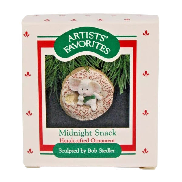 1988 Midnight Snack Hallmark Ornament (Mouse) QX4104