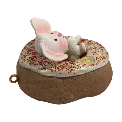 1988 Midnight Snack Hallmark Ornament (Mouse) QX4104 Image5
