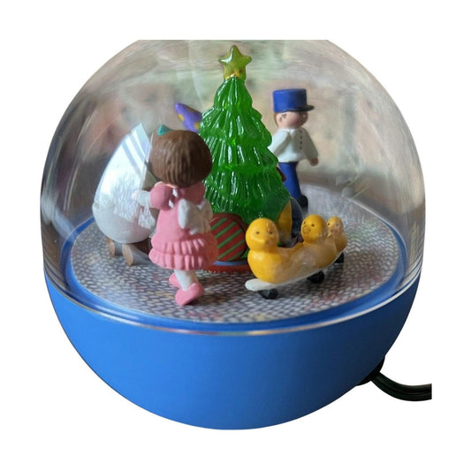 1988 Parade of the Toys Hallmark Ornament (Magic Globe) QLX7194 Image1