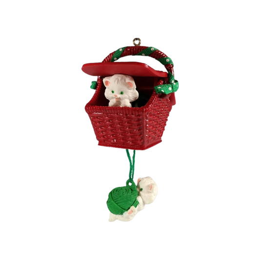 1988 Peek-a-Book Kitties Hallmark Ornament (Kitten) QX4871 Image1