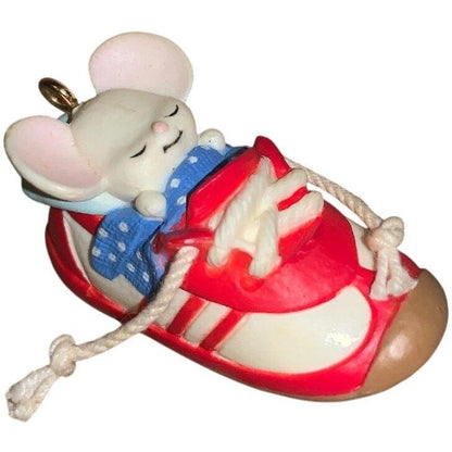 1988 Sneaker Mouse Hallmark Ornament (Mouse) QXM5711