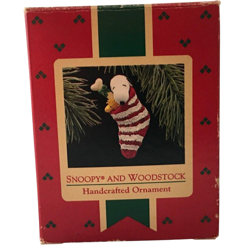 1988 Snoopy and Woodstock Hallmark Ornament (Peanuts) QX4741
