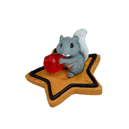 1988 Sweet Star - Squarel Hallmark Ornament (Animal) QX4184