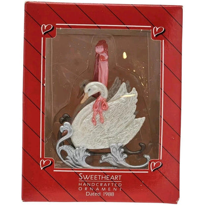 1988 Sweetheart Hallmark Ornament (Bird) QX4901