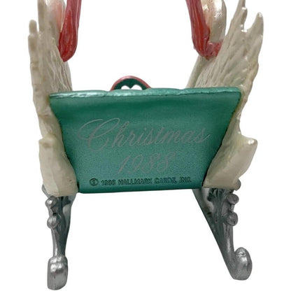 1988 Sweetheart Hallmark Ornament (Bird) QX4901
