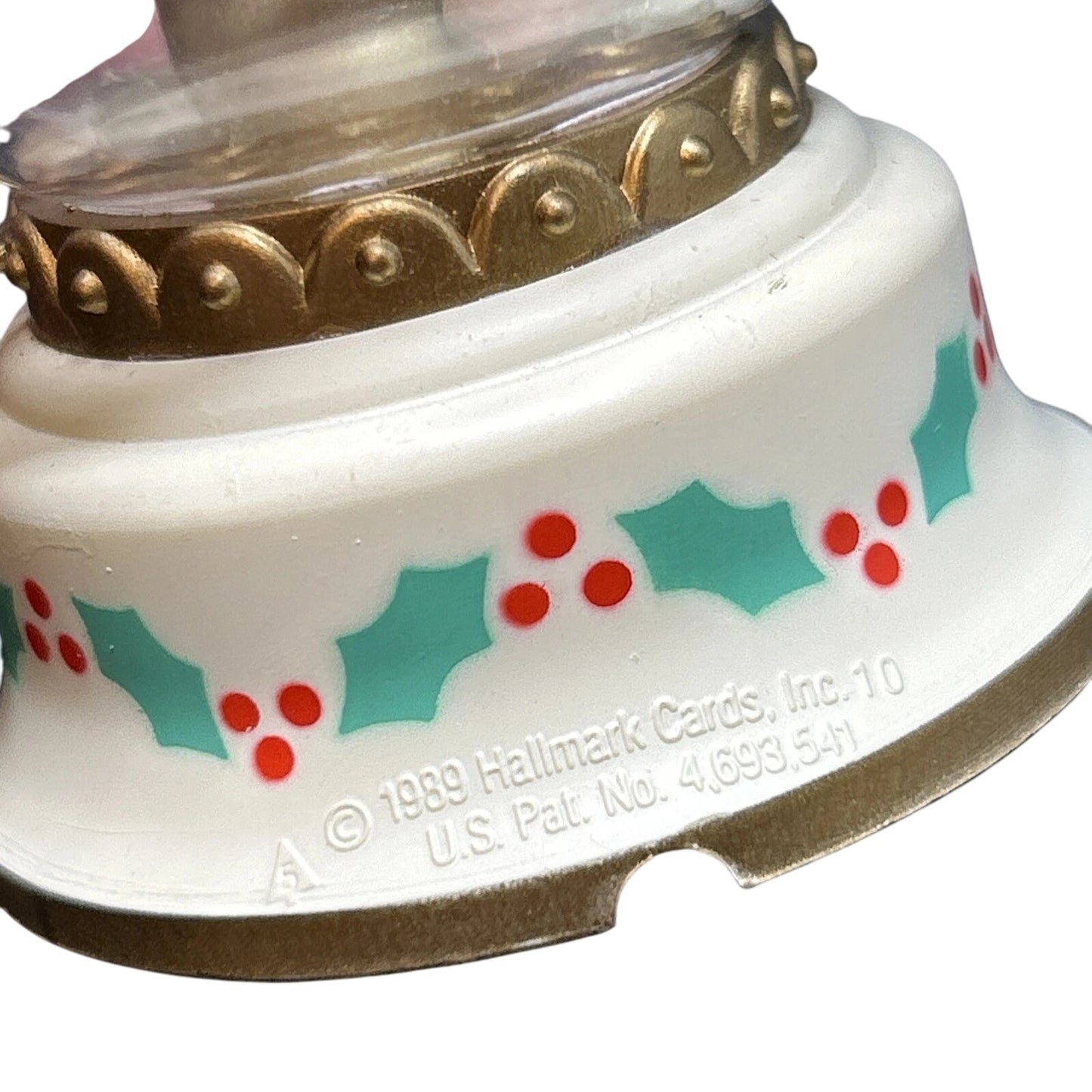 1989 Chris Mouse Cookout Hallmark Ornament (Chris Mouse) QLX7225