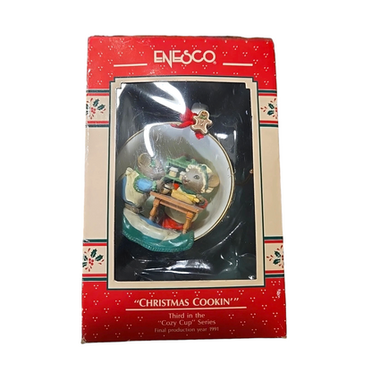 1989 "Christmas Cookin" Third in the "Cozy Cup" Series (Kitchen)