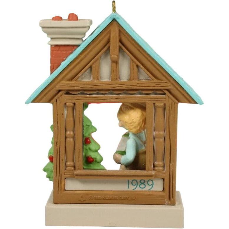 1989 Frohliche Weihnachten Hallmark Ornament (Windows of the World) QX4625