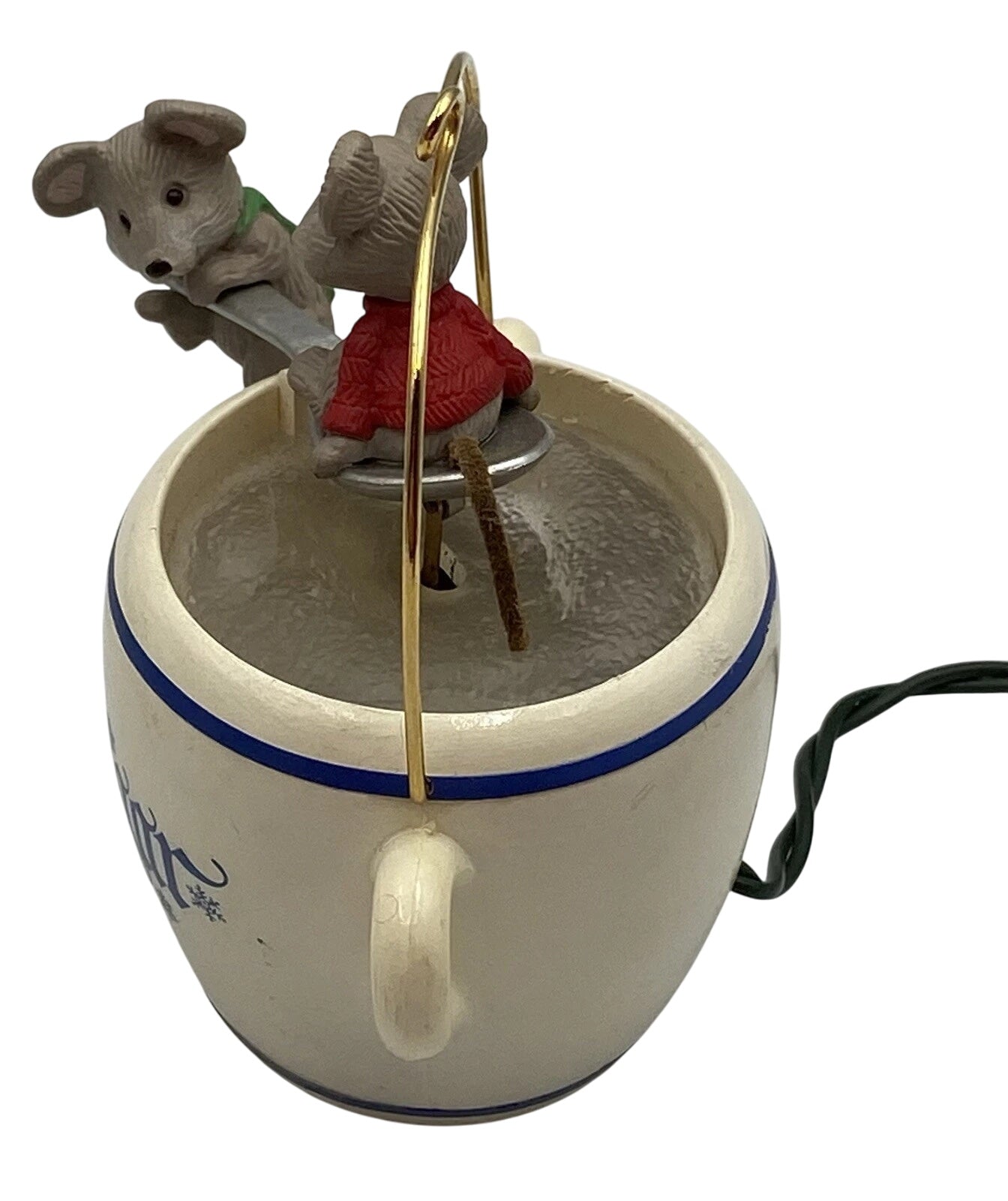 1989 Loving Spoonful Hallmark Ornament (Mouse) QLX7262