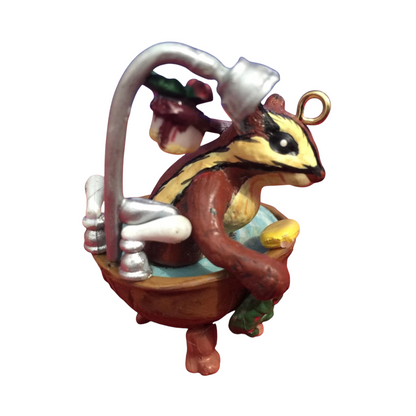 1989 Scrub-A-Dub Squirrel - First in the "In a Nutshell" Series (In a Nutshell)