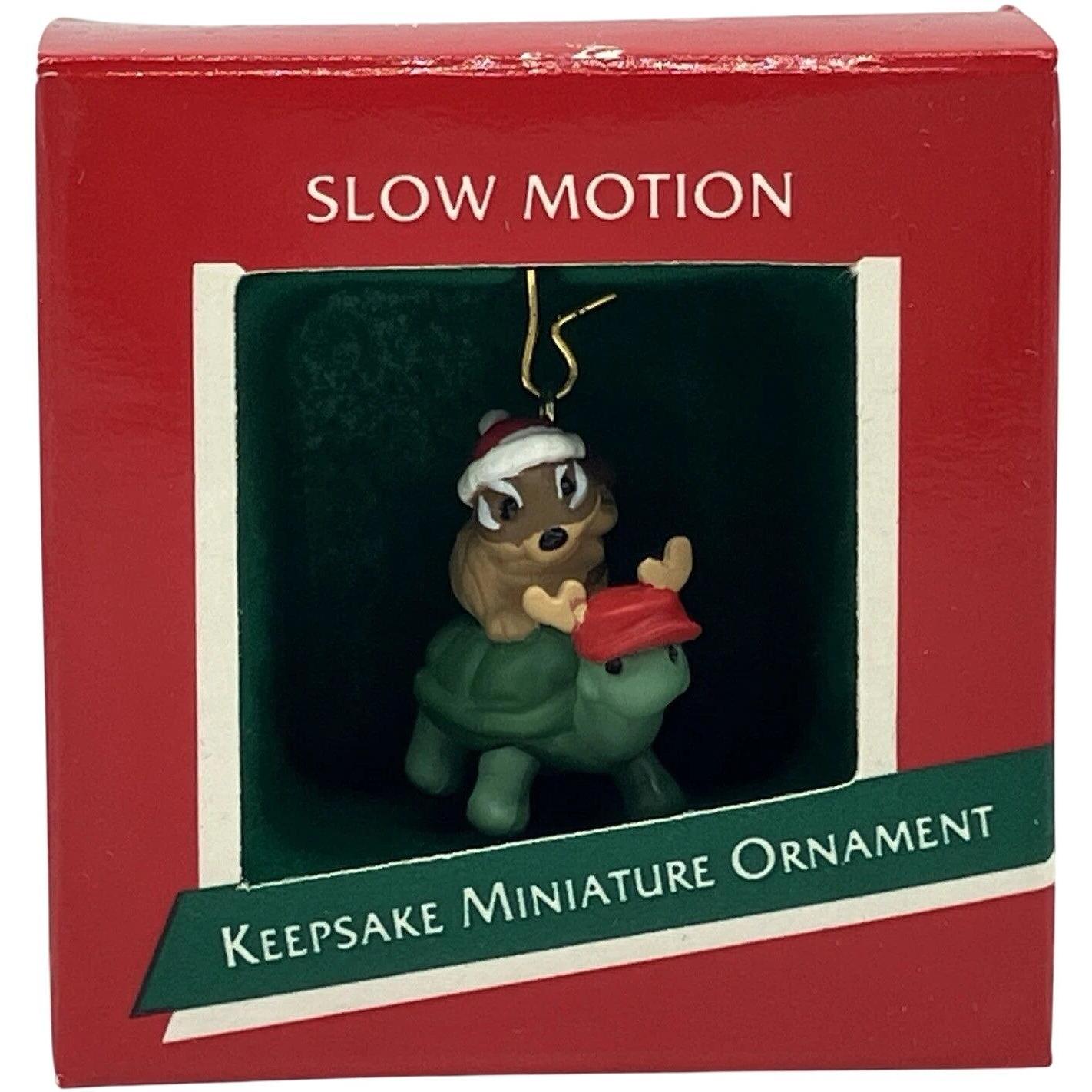 1989 Slow Motion - Turtle and Squarel Hallmark Ornament (Animal) QXM5752