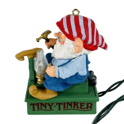 1989 Tiny Tinker Hallmark Ornament (Toymaker Santa) QLX7174