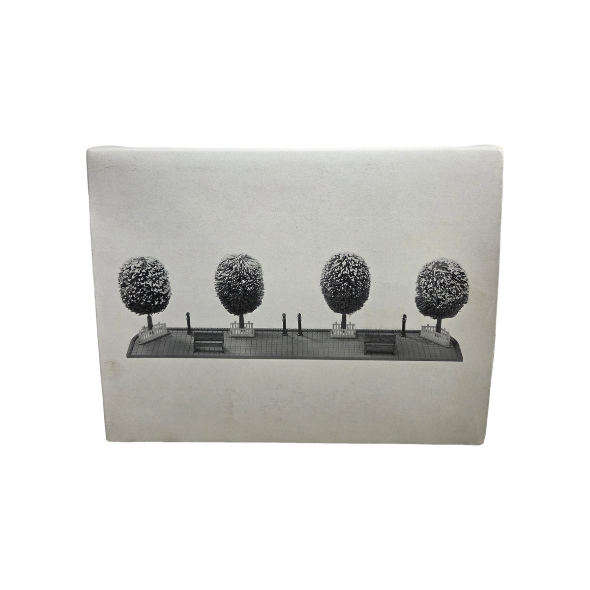1989 Boulevard – 14 Piece Accessory Set Department 56 1320870 Image10