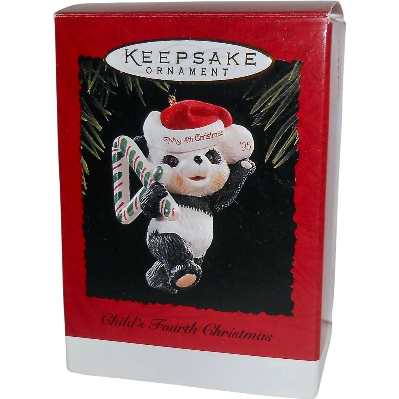 1989 Child's Fourth Christmas Hallmark Ornament (Child's Age Collection) QX5629