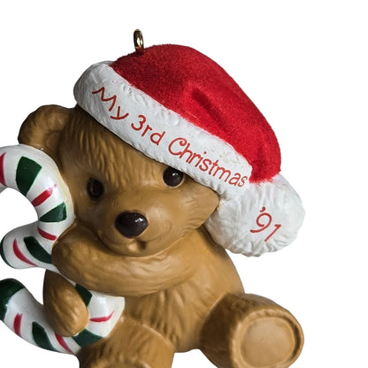 1989 Child's Third Christmas Hallmark Ornament (Child's Age Collection) QX4899