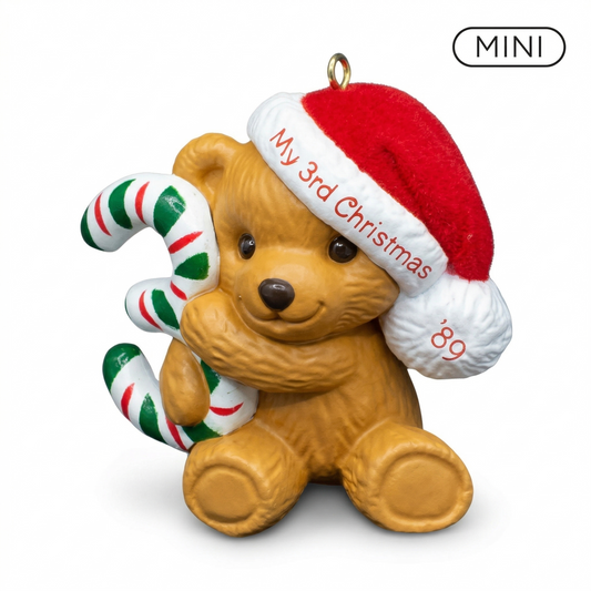 1989 Child's Third Christmas Hallmark Ornament (Child's Age Collection) QX5723 Image1