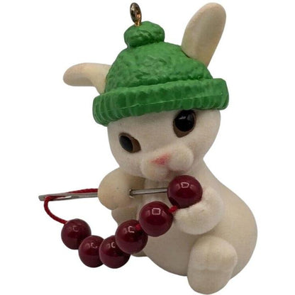 1989 Cranberry Bunny Hallmark Ornament (Bunny) QX4262