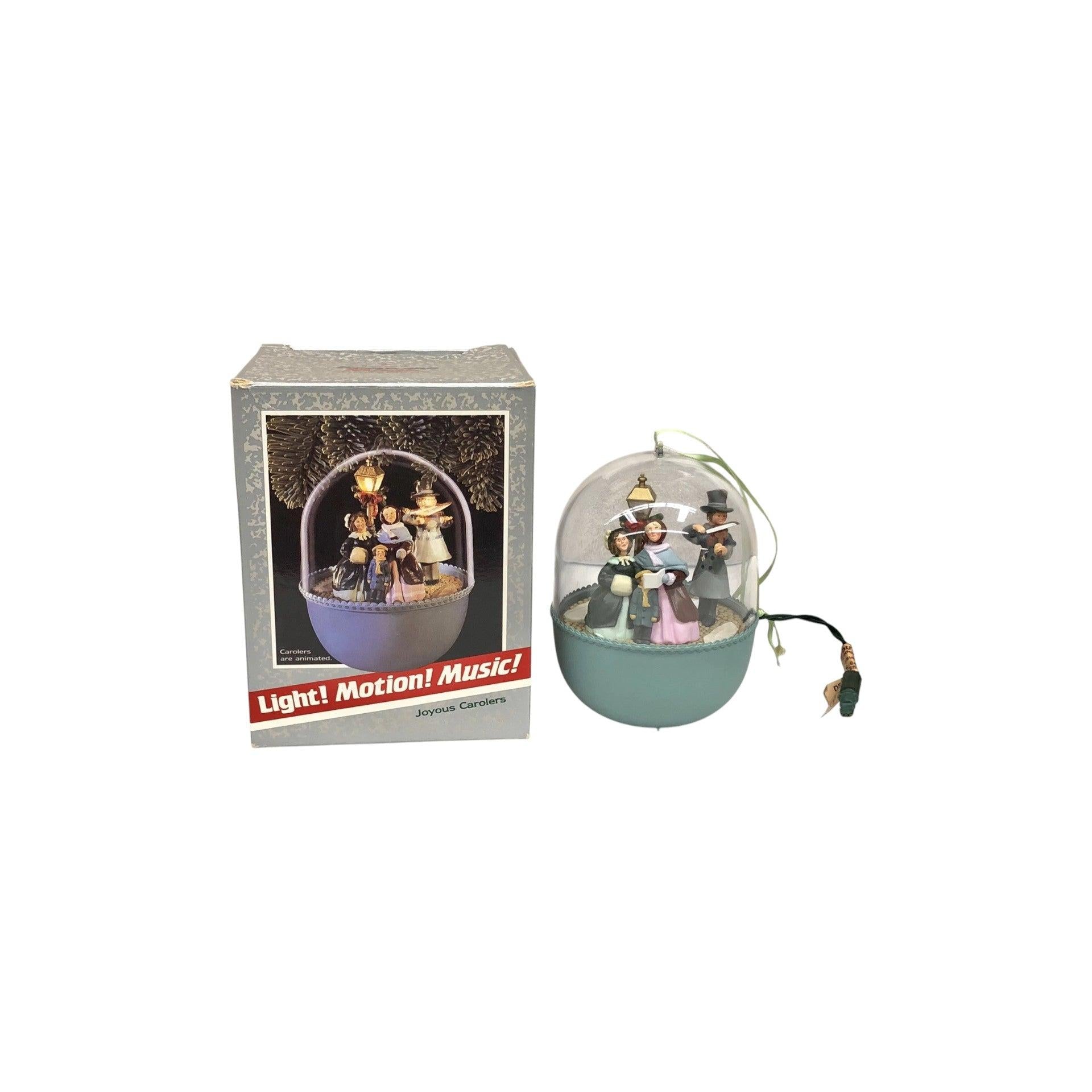 1989 Joyous Carolers Hallmark Ornament (A Christmas Carol) QLX7295 Image3