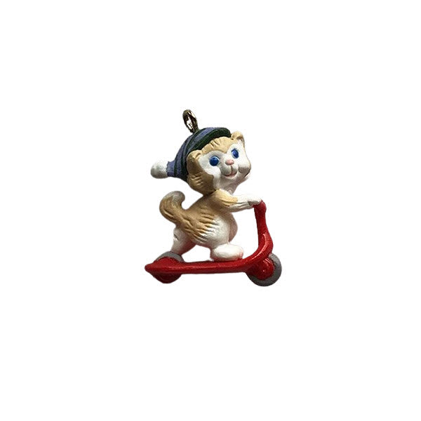 1989 Kitten w/ Scooter (Kittens In Toyland)