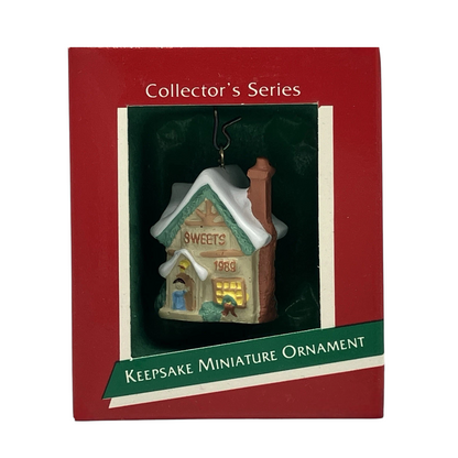 1989 Sweet Shop (Old English Village)