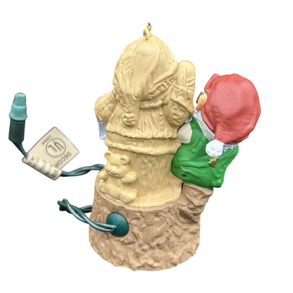 1990 Elfin Whittler Hallmark Ornament (Elf) QLX7265