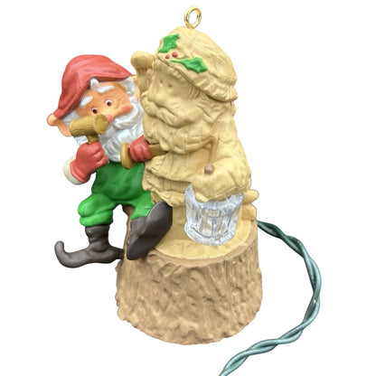 1990 Elfin Whittler Hallmark Ornament (Elf) QLX7265