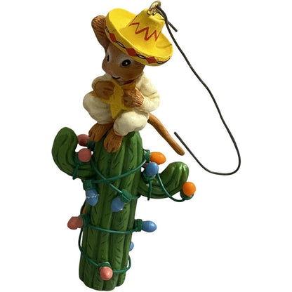 1990 Lighting Up Christmas - Second Issue in the "Miguel Mouse" Series (Mouse)