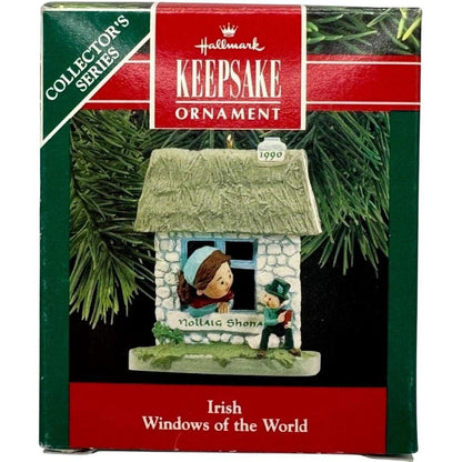 1990 Nollaig Shona Hallmark Ornament (Windows of the World) QX4636