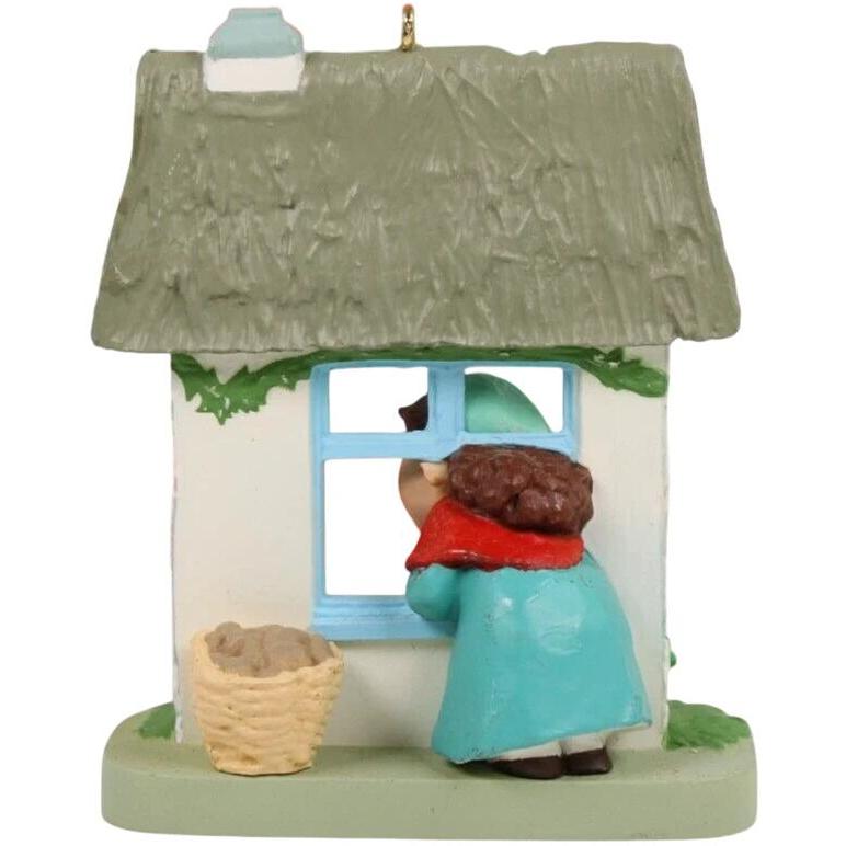 1990 Nollaig Shona Hallmark Ornament (Windows of the World) QX4636