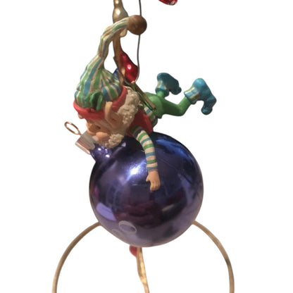 1990 Tumbles Enesco Ornament (Wee Tree Trimmers) 566519