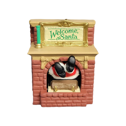 1990 Welcome, Santa Hallmark Ornament (Santa Claus) QX4773