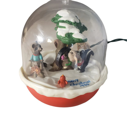 1990 Animal in Tree House Hallmark Ornament (Forest Frolics) QLX7236