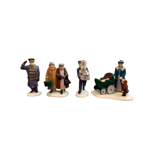 1990 Busy Sidewalks Set of 4 – Heritage Village / Christmas Village Accessories Department 56 #5535-2 / “Busy Sidewalks” 1327689 Image1