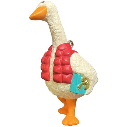1990 Cozy Goose Hallmark Ornament (Animal) QX4966