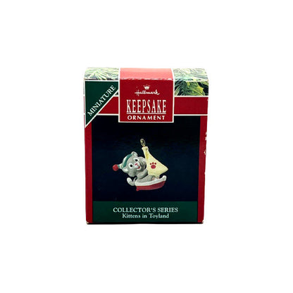 1990 Kitten in Sailboat Hallmark Ornament (Kittens In Toyland) QXM5736
