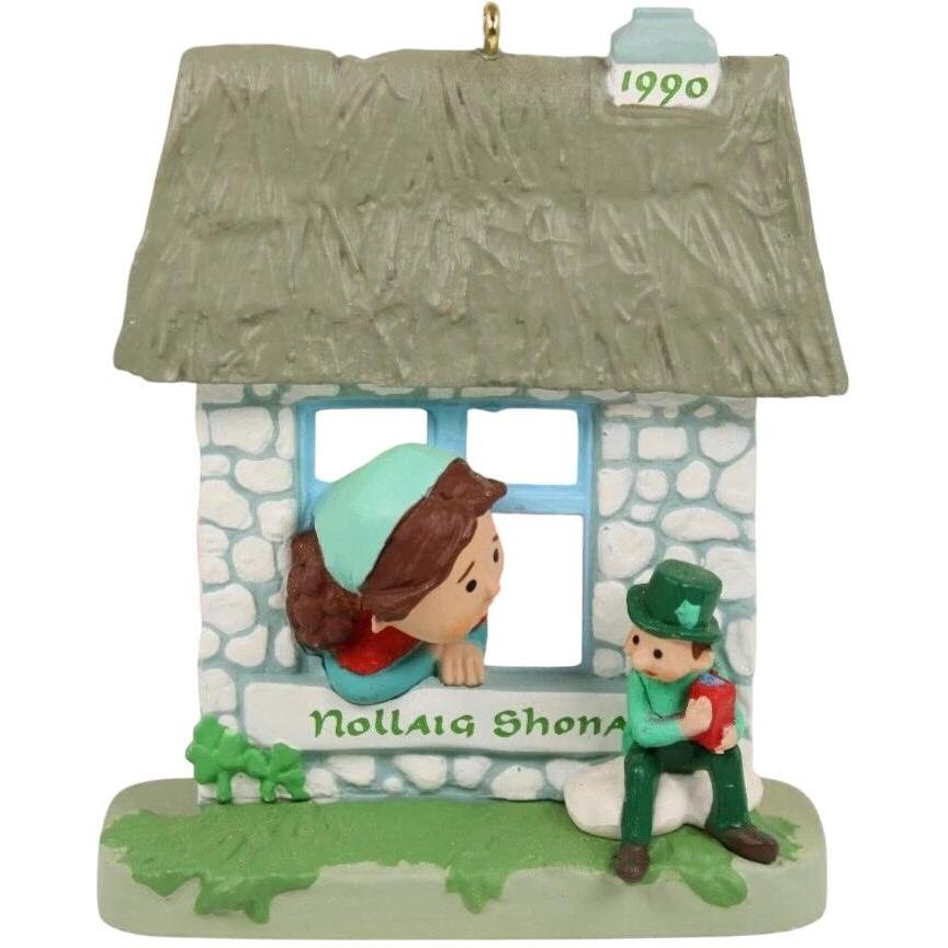 1990 Nollaig Shona Hallmark Ornament (Windows of the World) QX4636