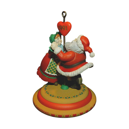 1991 Christmas Couple (Santa Claus)
